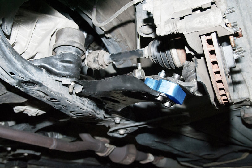 TOYOTA SIENNA 11-
ROLL CENTER CAMBER ADJSUTER 2PCS/SET
+30 MM / CAMBER -2-3 DEGREE