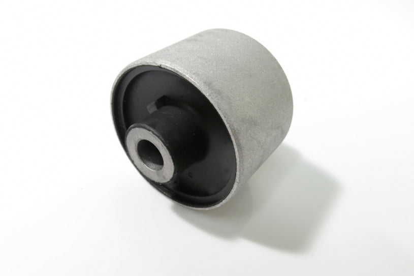 TEANA '08-/ALTIMA'08-13/MURANO'09-14
FRONT LOWER ARM BUSH,REAR
(HARDEN RUBBER) 2PCS/SET