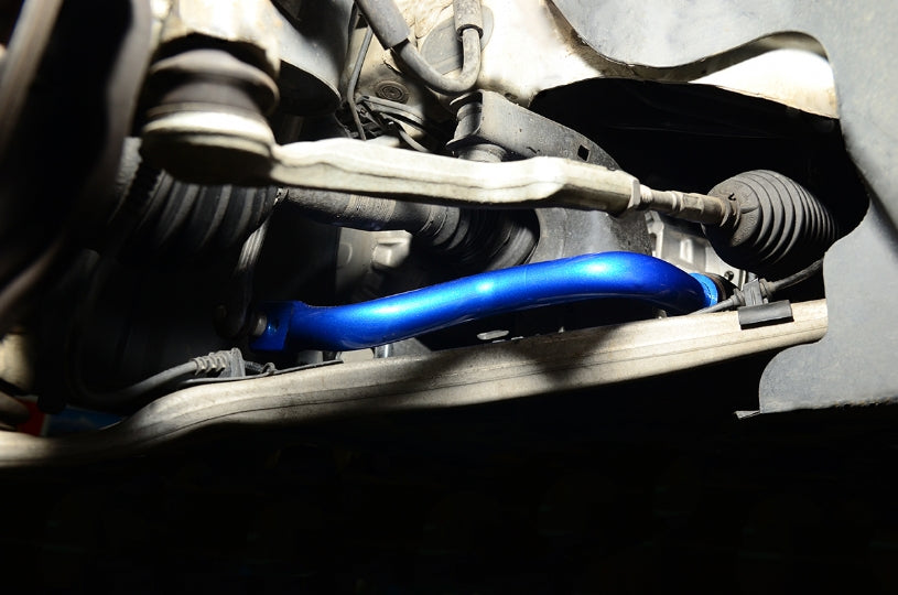 Front Sway Bar for Infiniti Q30 / QX30 2016-2019 | Mercedes-Benz A-CLASS W176 2012-2018 | Mercedes-Benz B-CLASS W246 2011-2018 | Mercedes-Benz CLA-CLASS C117 2014-2019 | Mercedes-Benz GLA-CLASS X156 2014-2019