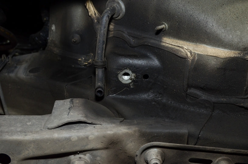 LEGACY '09-13 FRONT LOWER BRACE 5PCS/SET