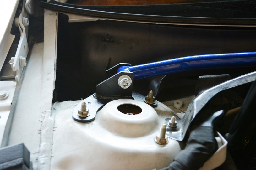 Front Strut Brace for Volkswagen Golf MK7 A7 MK8 A8 | Golf R MK7