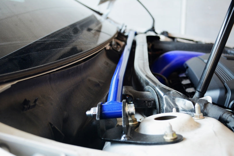 Front Strut Brace for Volkswagen Golf MK7 A7 MK8 A8 | Golf R MK7