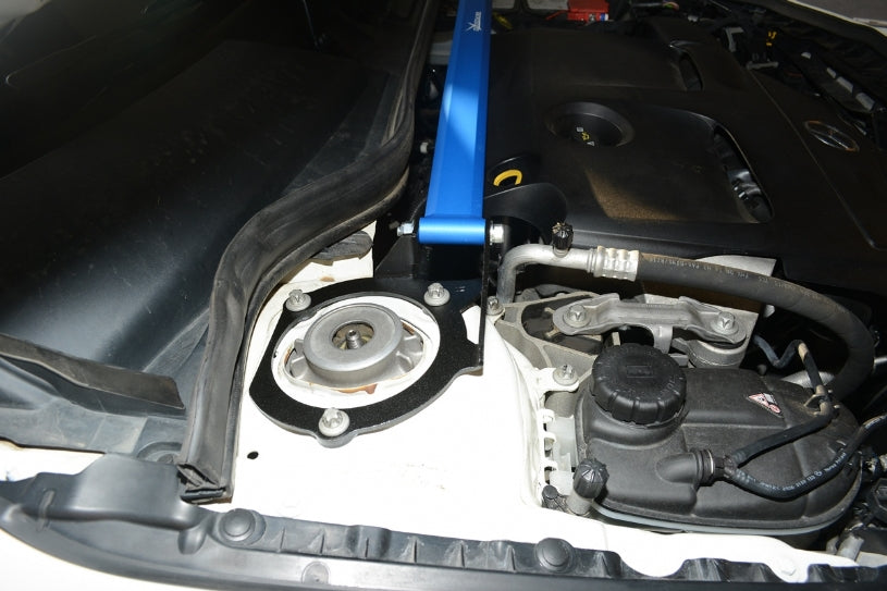 Front Strut Brace for Infiniti Q30 / QX30 2016-2019 | Mercedes-Benz A-CLASS W176 2012-2018 | Mercedes-Benz CLA-CLASS C117 2014-2019 | Mercedes-Benz GLA-CLASS X156 2014-2019