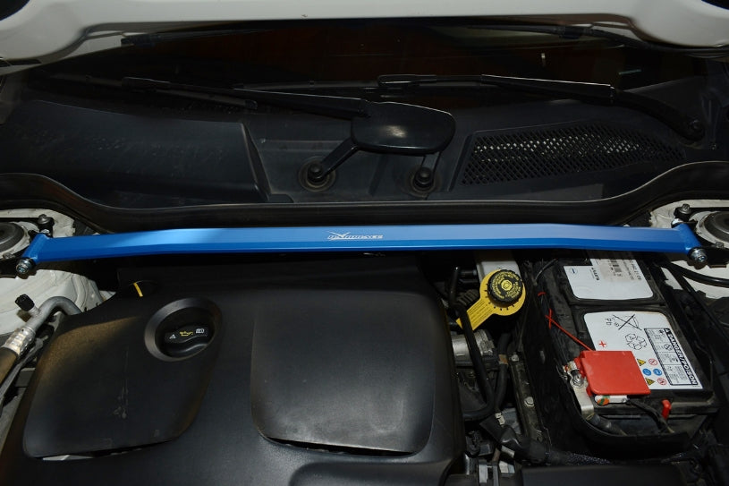 Front Strut Brace for Infiniti Q30 / QX30 2016-2019 | Mercedes-Benz A-CLASS W176 2012-2018 | Mercedes-Benz CLA-CLASS C117 2014-2019 | Mercedes-Benz GLA-CLASS X156 2014-2019