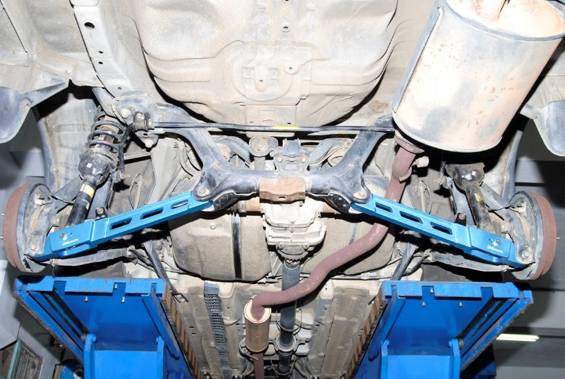 Rear Lower Control Arms (Harden Rubber) 2pc Set - 97-01 CR-V