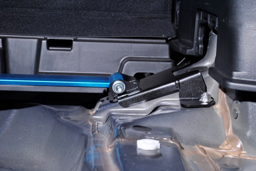 Rear Strut Brace