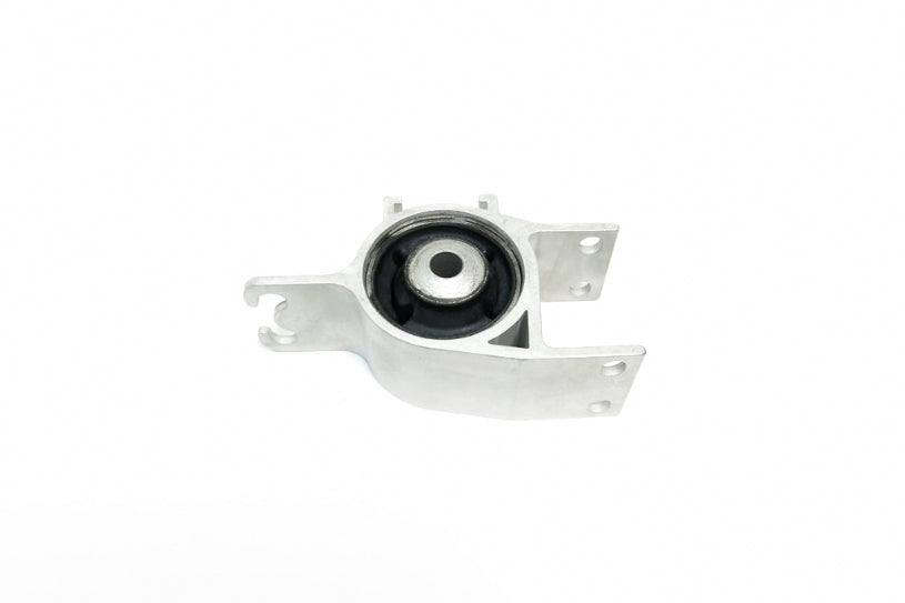 Q0277 | M.BENZ A-CLASS W176/CLA-CLASS C117/B-CLASS W246 FRONT LOWER CONTROL ARM BUSHING - REAR (HARDEN RUBBER) - 2PCS/SET