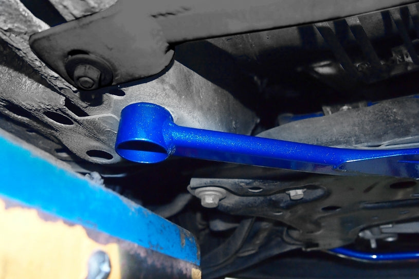 Q0193 | FORD FIESTA '08-17 MK7 MIDDLE LOWER BRACE - 1PCS/SET