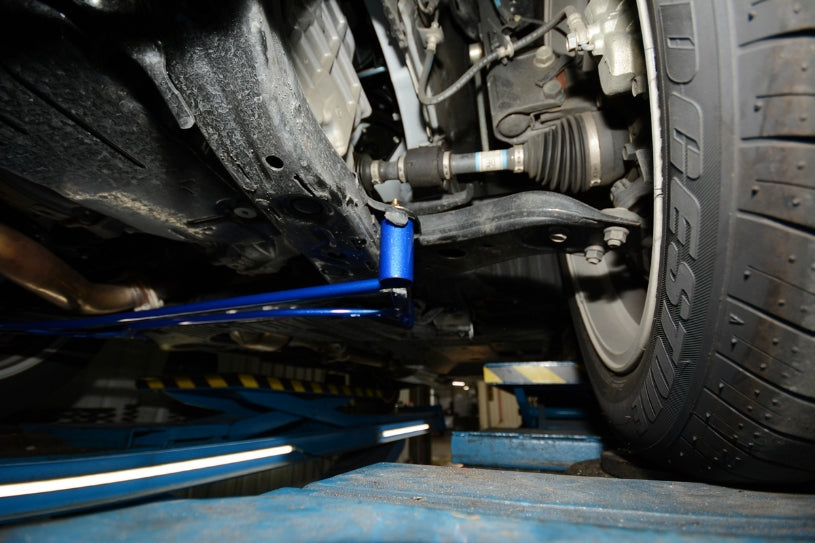 Q0265 | LEXUS RX200T '16- FRONT LOWER BRACE - 1PCS/SET