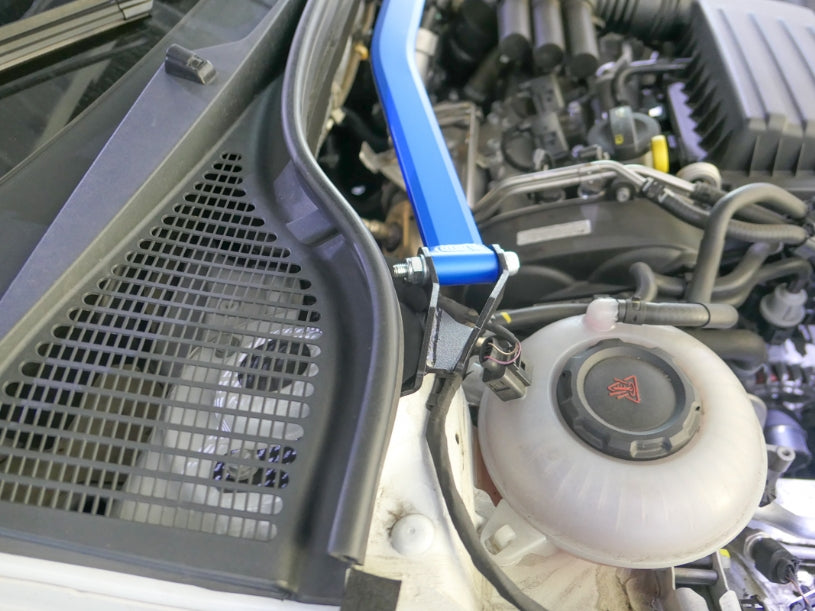 Front Strut Brace for Skoda Octavia MK3 '13-