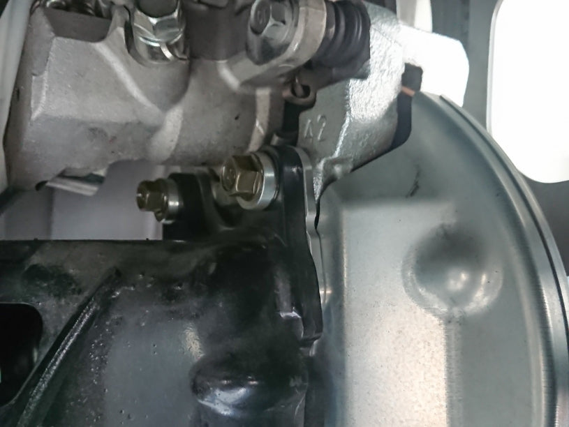 Rear Camber/Toe Adjusting Spacers | Toe in from 0.2 to 0.1 | add negative camber by 1 for Suzuki Swift Sport '17-