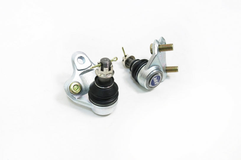 Q0316 | TOYOTA COROLLA ALTIS '01-07/WISH '03-09 FRONT LOWER BALL JOINT,OE TYPE - 2PCS/SET