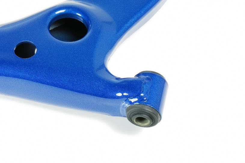 Front Lower Arms with RC Ball Joints (Harden Rubber) for Toyota Noah Voxy Esquire R80 R70