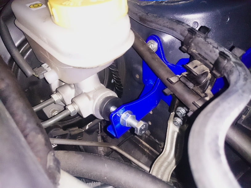 SUBARU XV '11 BRAKE MASTER CYLINDER STOPPER